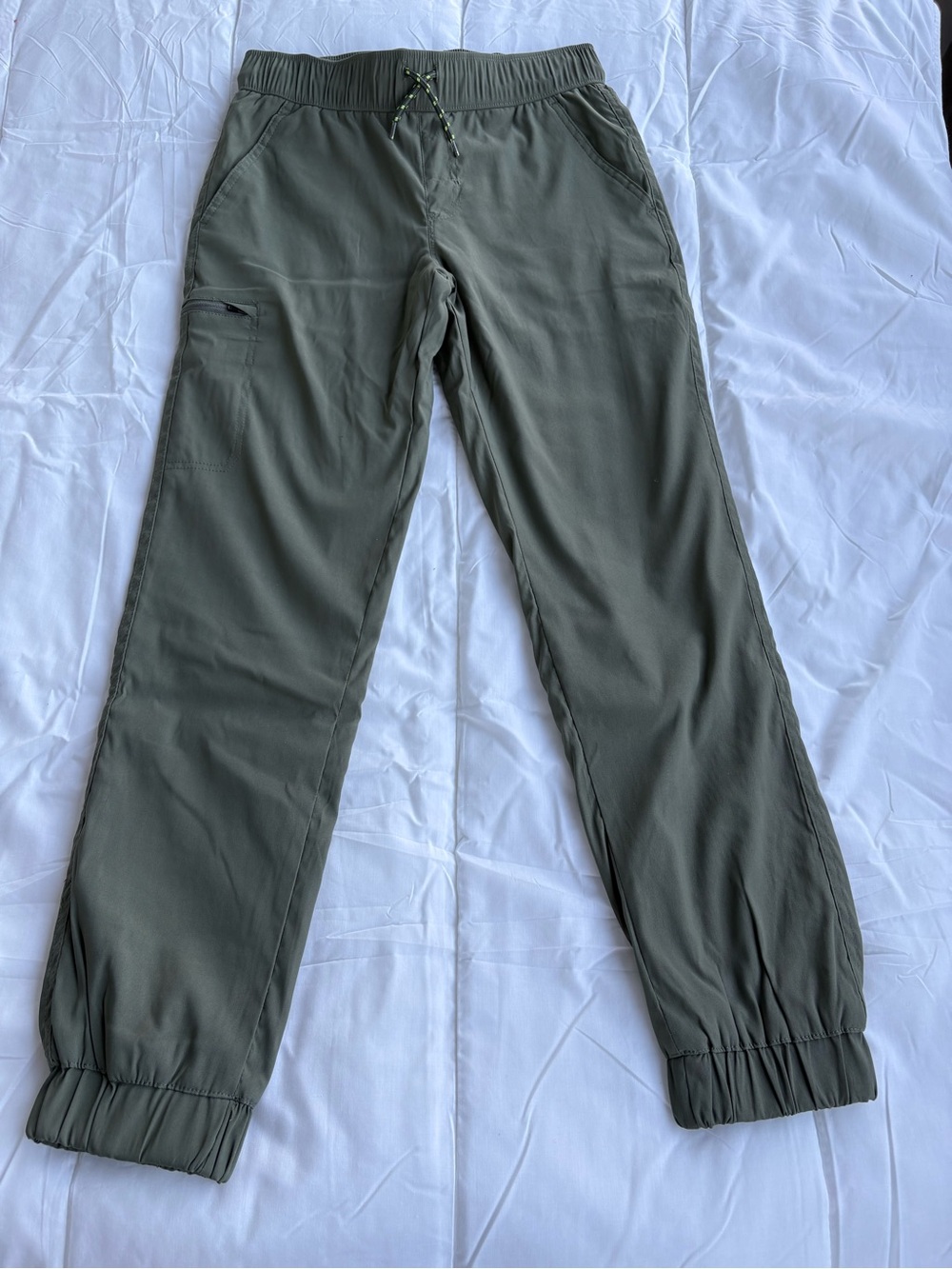 Weatherproof Olive Green Kids Lightweight Jogger Pants, Size XL (14-16).